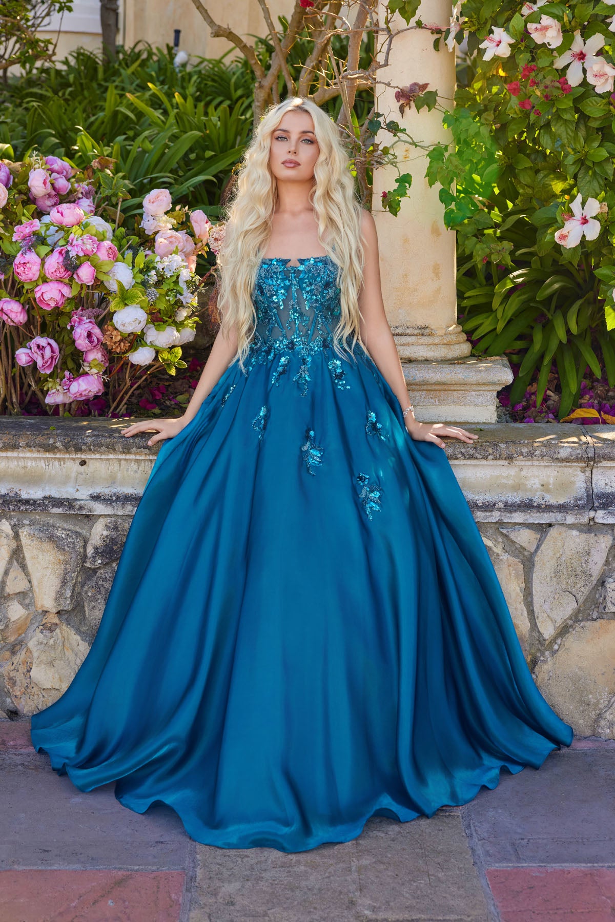 Shop the 2026 Prom Collection with Inspired Craftsmanship, JTJT2617U