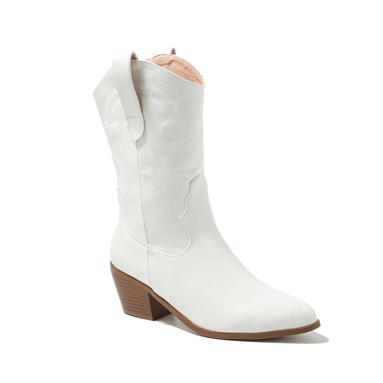 Classic Durable Round Toe Pull on Embroidered  Women's Embroidered Modern Western Rodeo Cowboy Boot