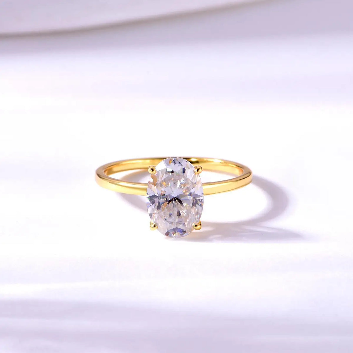LYEE CYEE Classic S925 Sterling Silver 2.5CT Oval Moissanite Ring Fine Jewelry Plated with 18k Gold Suitable for Gift Giving Anniversary